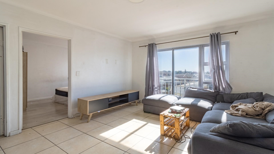 2 Bedroom Property for Sale in Cravenby Western Cape